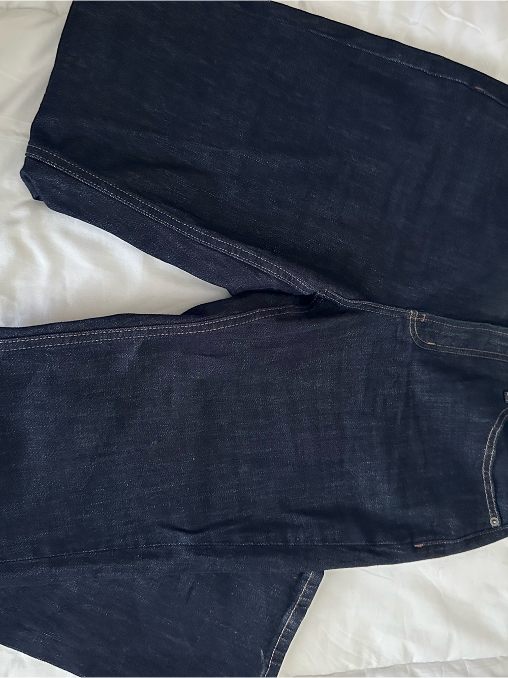 Old Navy Women’s Straight Jeans in Dark Blue Denim secret smooth pockets - Picture 2 of 4